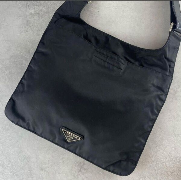 美品 PRADA プラダ プレートロゴ 三角 トライアングル 白タグ ショルダーバッグ テスートナイロン ブラック
