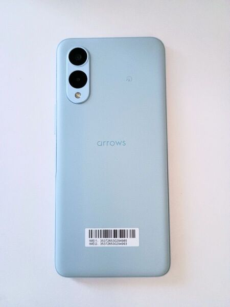 【美品】arrows We2 FCG02 ライトブルー SIMフリー 本体のみ