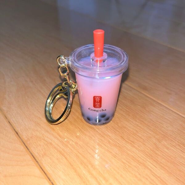 ゴンチャ 貢茶 立体キーホルダー ストロベリーミルクティー Gong cha