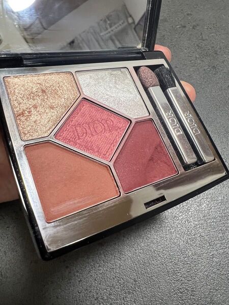 Dior アイシャドウパレット 843 Subtle Bloom ディオール サンク クルール