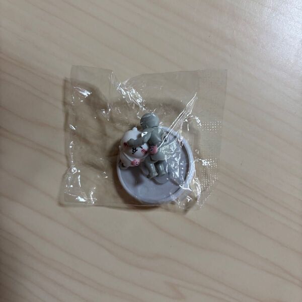 ちいかわ チョコサプ ちいかわとポシェットの鎧さん