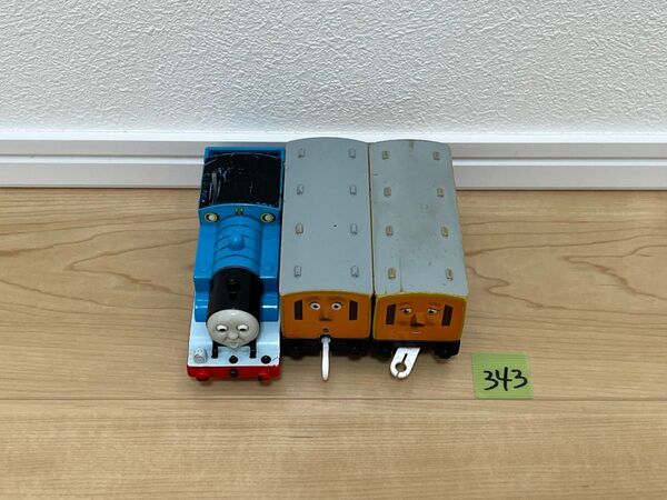 現状品 【343】 プラレール 車両 トーマス アニー クララベル