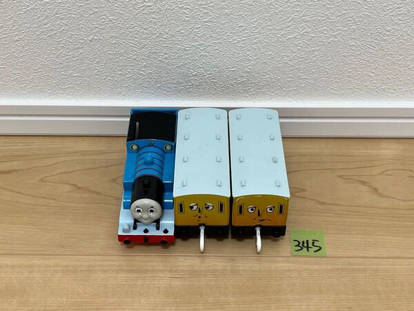 現状品 【345】 プラレール 車両 トーマス アニー クララベル