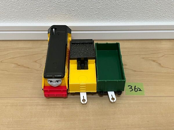 現状品 【362】 プラレール 車両 トーマス レベッカ