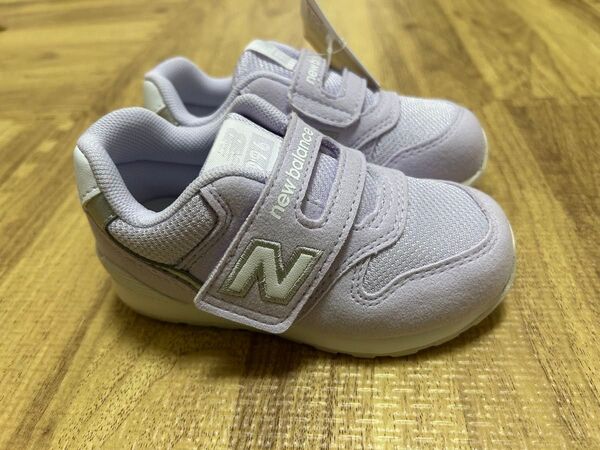 New Balance ベビーシューズ パープル 14.5cm 未使用