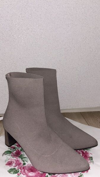【GU】 ポインテッドニットブーツ/31BEIGE ショートブーツ