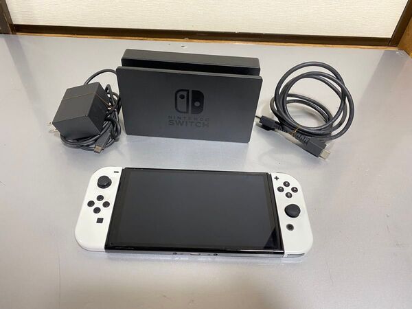 Nintendo Switch 有機ELモデル ホワイト