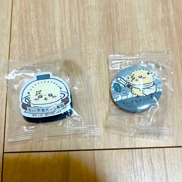 くら寿司 ちいかわ ラッコ マグネット 缶バッジ