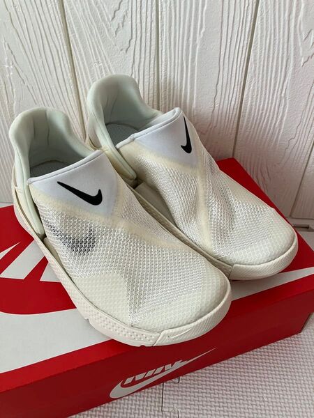 NIKE GO FLYEASE ホワイト系 24cm