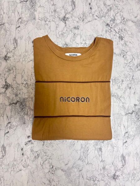 NICORON Tシャツ ブラウン