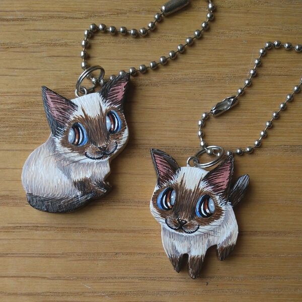 猫No24・小キーホルダー2個セット バッグチャーム ハンドメイド雑貨 猫雑貨 アクセサリー シャム猫