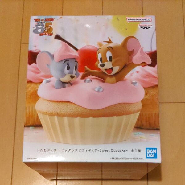 トムとジェリー ビッグソフビフィギュア Sweet Cupcake