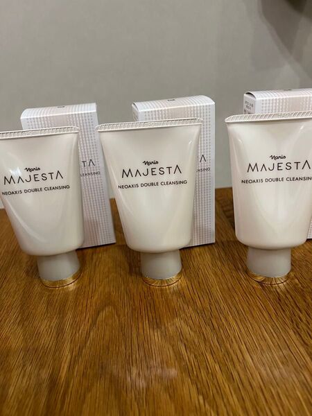 【新品】 ナリス化粧品 マジェスタ ダブルクレンジング 50g×3セット