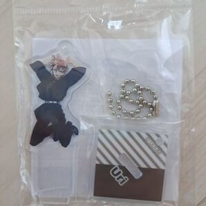 カラフルピーチ うり アクリルスタンドキーホルダー