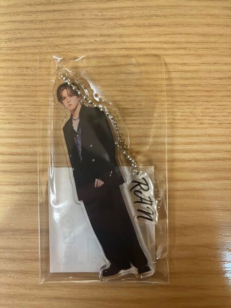 新品未開封 MAZZEL RAN アクリルチャームキーホルダー