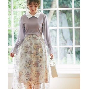 トッコクローゼット シアーチェックフラワープリントフレアスカート グレージュ
