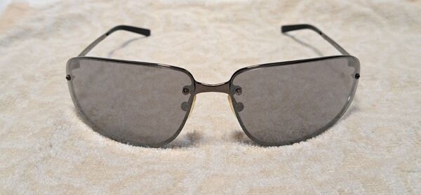 PRADA サングラス メタルフレーム SPR56D 5AV-1A1