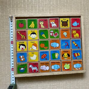 パンパース 木製キューブパズル 英語 アルファベット 絵柄 積み木