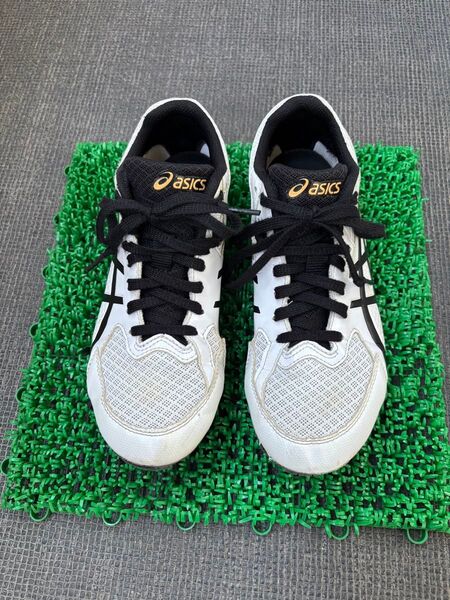 asicsスパイクシューズ エフォート- ブランド: asics- カラー: ホワイト/ブラック-