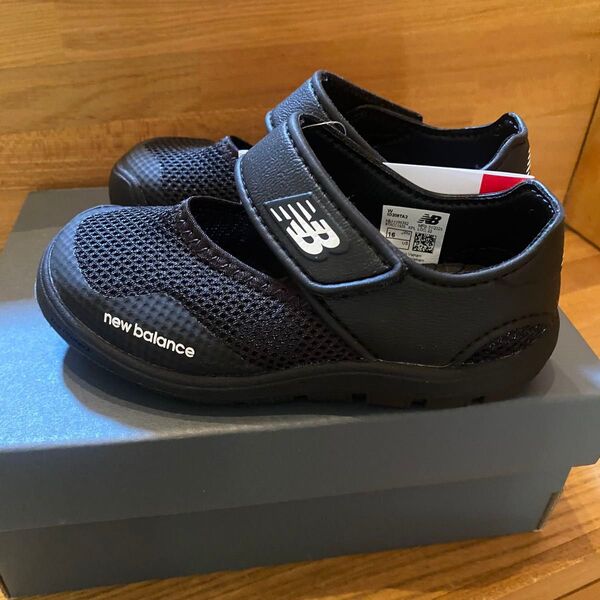 newbalance ニューバランス 水陸両用 サマーシューズ サンダル 16cm