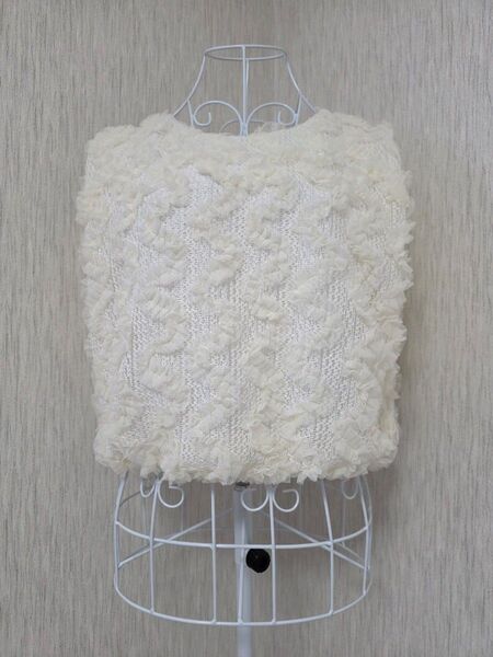 美品☆ kuose ノースリーブ トップス レース 白