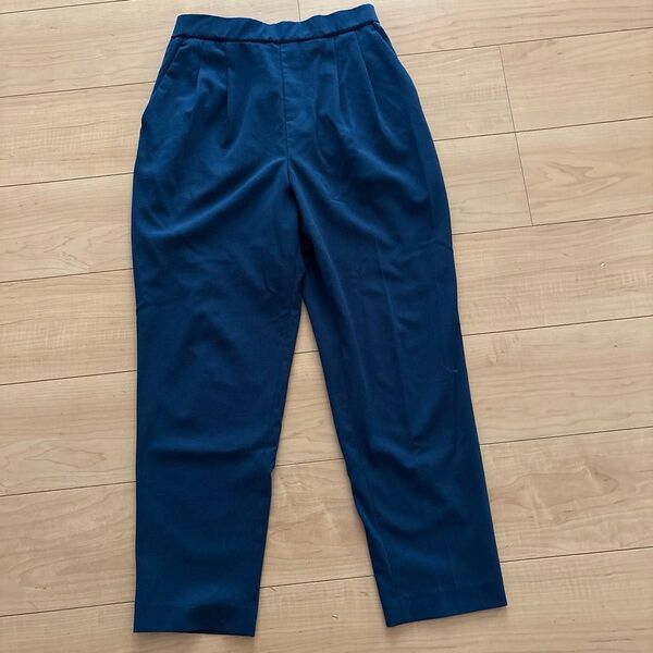 グローバルワーク ウツクシルエットテーパードパンツ Mサイズ スチールブルー