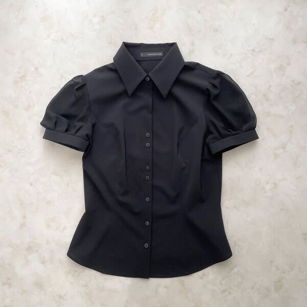 【極美品】FOXEY NEW YORK フォクシーニューヨーク 半袖ブラウス パフスリーブ ロゴボタン 40サイズ L ブラック