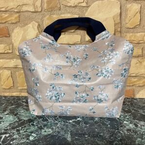 ハンドメイド 花柄トートバッグ カジュアルバッグ お買い物バッグ