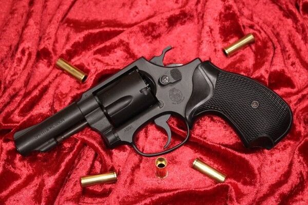 マルシン S&W M36 チーフスペシャル 3インチ HW ヘビーウェイト 6mmBB ガスリボルバー 薬莢型メタルカートリッジ
