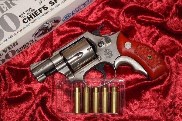 マルシン S&W M60 チーフスペシャル 2インチ シルバー メタルカートリッジ グリップアダプター 6mm ガスガン M36