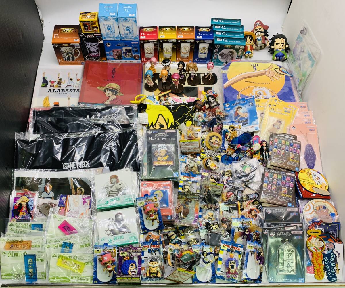 Yahoo!オークション -「ワンピース グッズ (まとめ売り)」の落札