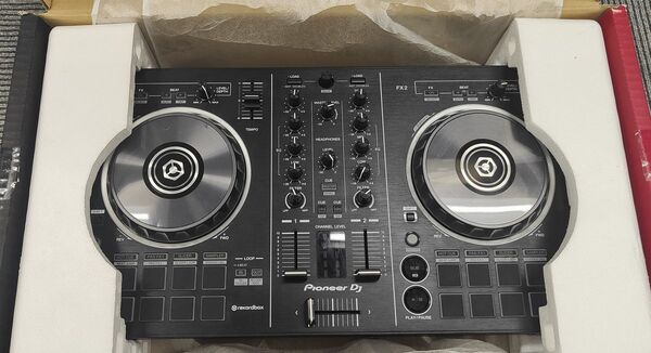 未 Pioneer DJ DDJ-RB