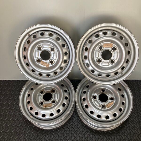 スチールホイール 4本セット 12インチ 4J PCD100 4穴 12×4.00b