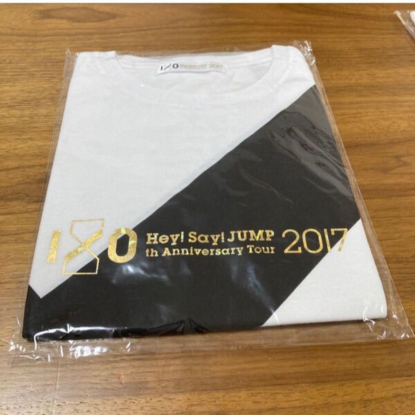 Hey!Say!JUMP 2017年 10周年記念ツアー I/O 10th Anniversary Tour Tシャツ 1枚