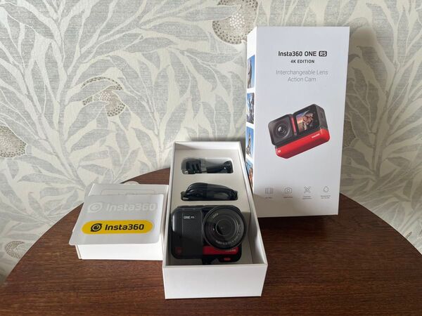 中古品 Insta360 ONE RS 1-inch LEICA 1インチ版 ライカレンズ