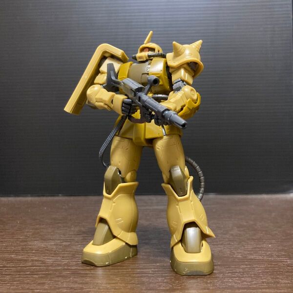 uwガンプラ完成品ジャンク 機動戦士ガンダム ジオリジン HG 1/144 ザク
