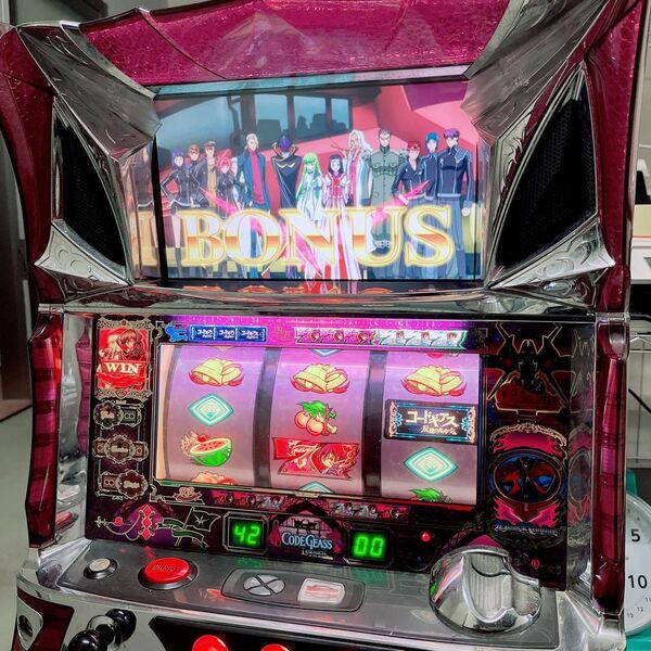 送料無料 パチスロ スロット 実機 初代 コードギアス