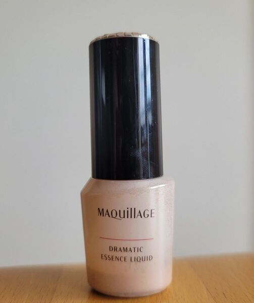 MAQuillAGE ドラマティックエッセンスリキッド オークル10