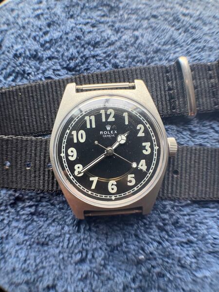 軍用時計 手巻き レトロ ミリタリーウォッチ ロレックス rolex ベトナム アンティーク シンプル