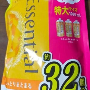 エッセンシャル コンディショナー つめかえ用 特大 1080ml