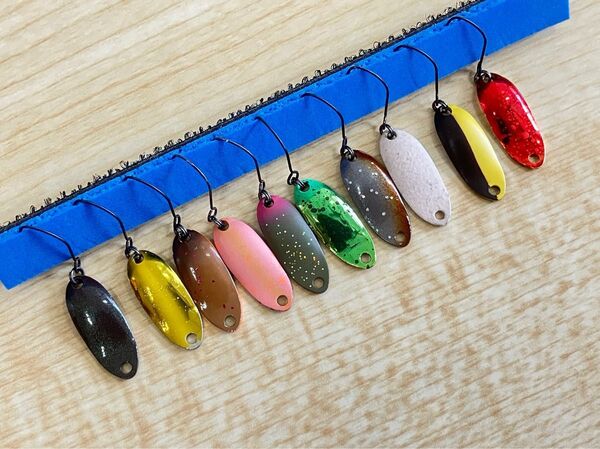 なぶら家 プリッジ 0.8g 10枚セット C 管釣り スプーン プロパー オリカラ