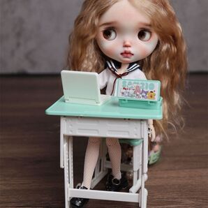 1/6 blythe 学校の机と椅子可動フィギュア用アクセサリー ミニチュア