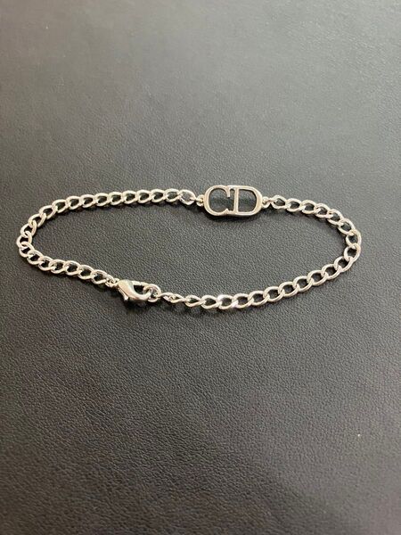 Christian Dior ブレスレット シルバー アクセサリー クリスチャンディオール CDロゴ