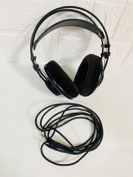 AKG K702 開放型ヘッドホン 高音質 リケーブル可能 名機