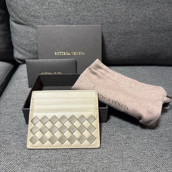 カードケース ボッテガヴェネタ 箱 レザーBOTTEGA VENETA