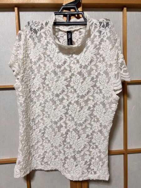 ZARA レース フラワー ローズ バラ トップス sizeF ノースリーブ ホワイト 白 薔薇 ばら 花 はな ブラウス ザラ