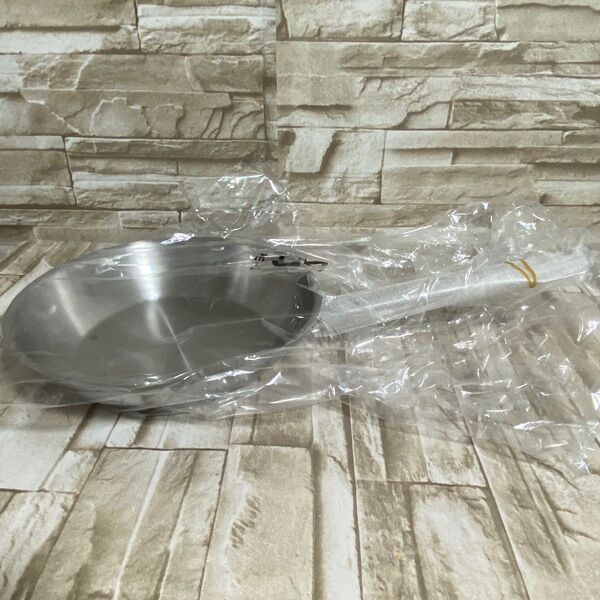 業務用ステンレスフライパン 20cm IH対応 底面3層構造