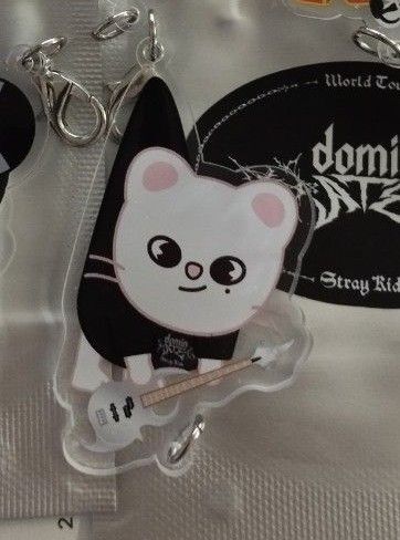 ジニレット ヒョンジン Stray Kids スキズ dangle アクリルキーホルダー