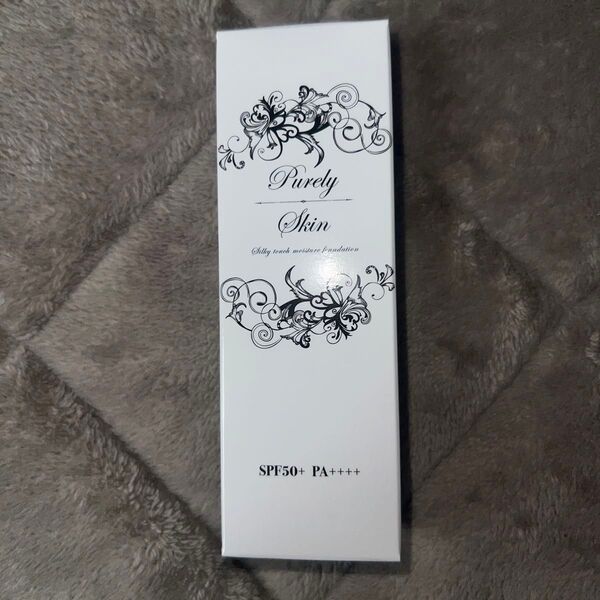 Purely Skin 薬用リンクルケア美白リキッドファンデーション LO SPF50+ PA++++