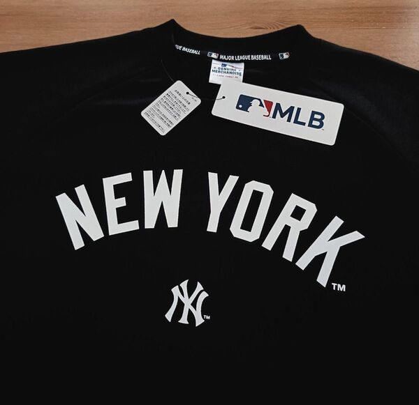 【新品・未使用・タグ付き】MLB NEWYORK Yankees ラグランスウェット L ニューヨークヤンキース メジャーリーグ